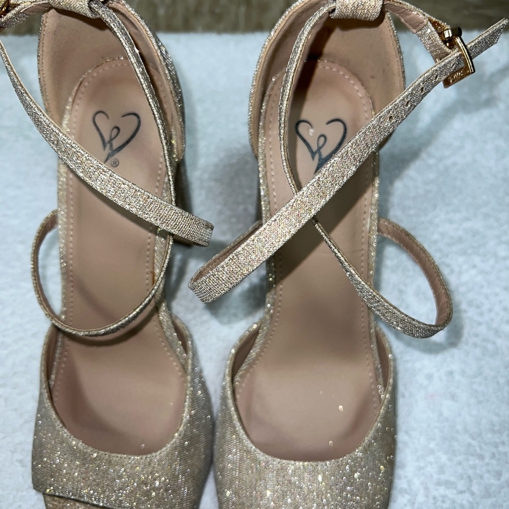Elegant Gold Glitter Women Shoes